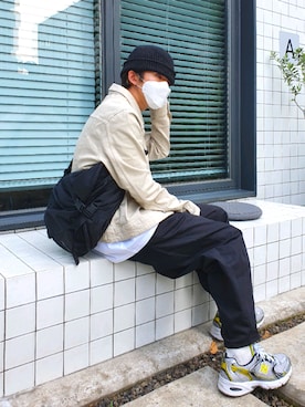 「FEKETE（フェケテ）のアイテム（パンツ）」を使った、handscleanboyさん（メンズ・178cm）の春コーディネート