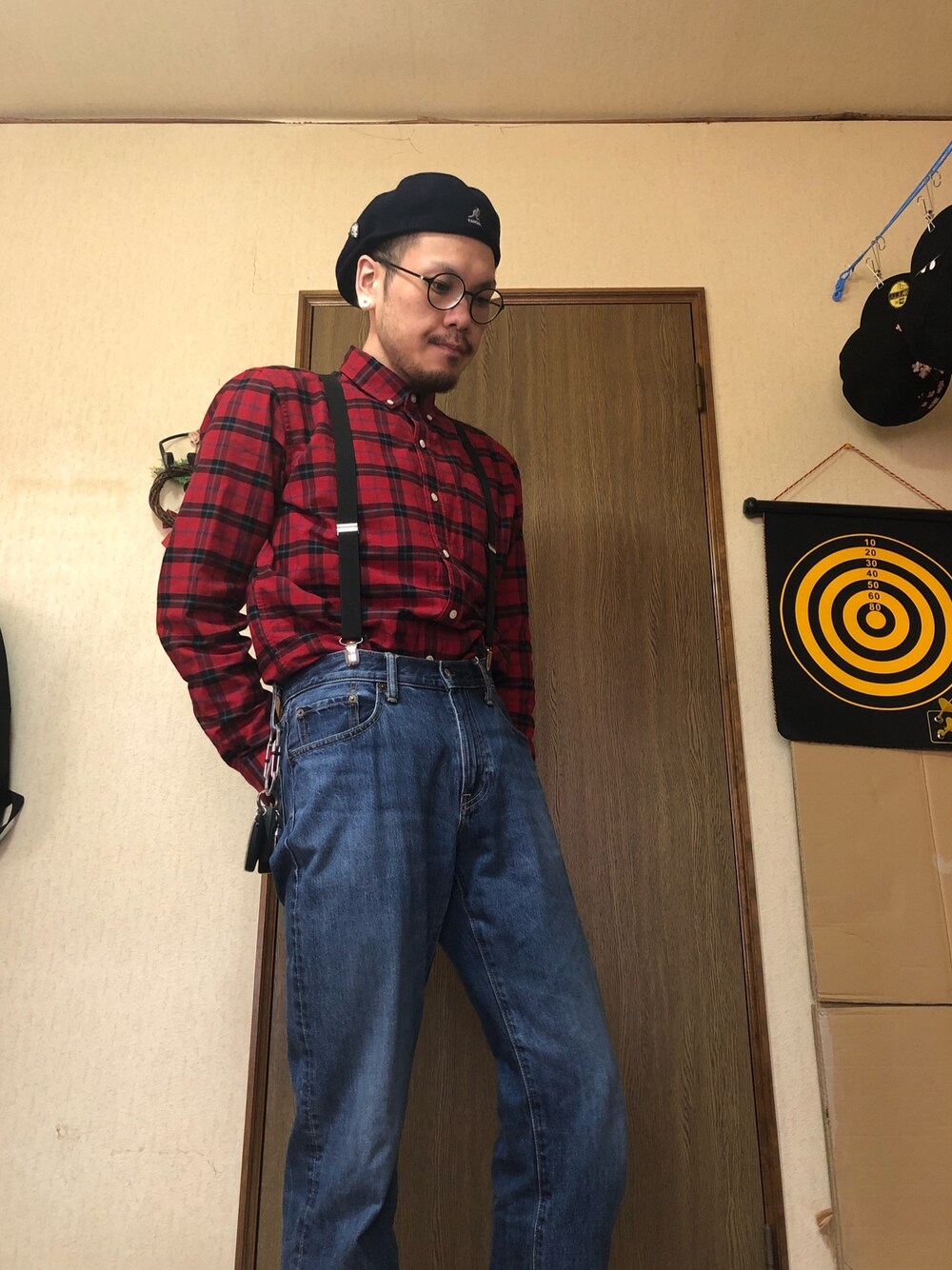 「stayhome、自宅、カンゴール、GAP、ユニクロ、おしゃれさんと繋がりたい」｜「UNIQLOのアイテム（デニムパンツ、ブルー系）」を使った、らいどうさん（メンズ・172cm）の春コーディネートの1枚目の写真