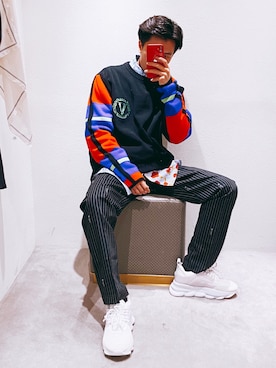 「VERSACE（ヴェルサーチ）のアイテム（パンツ）」を使った、Versace ianさん（メンズ・173cm）の秋コーディネート