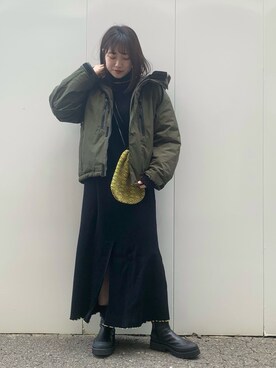 「スリットワンピース」｜「アイテム（ブルゾン）」を使った、スズさん（レディース・162cm）の冬コーディネート