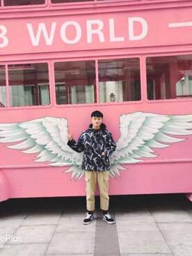 「休闲」｜「アイテム（ダウンジャケット/コート）」を使った、77xiaofanさん（メンズ・176cm）の冬コーディネート