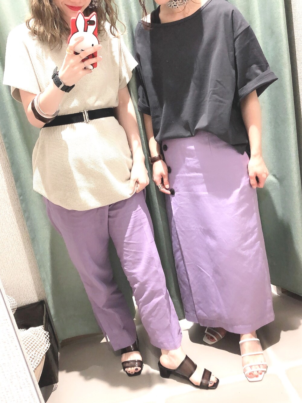 「平成最後のWEARISTAセンバツ、おしゃれさんと繋がりたい、シンプルコーデ、はるコーデ、パープル、ローリーズファーム(LOWRYS FARM)、LOWRYS FARM、リンクコーデ、おそろいコーデ」｜「LOWRYS FARMのアイテム（トップス、ベージュ系）」を使った、milkさん（キッズ・110cm）の春コーディネートの1枚目の写真