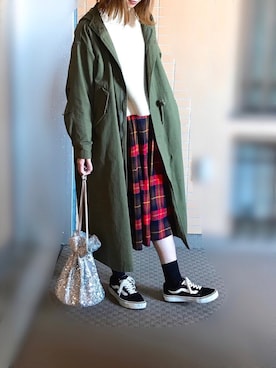 「スパンコール」｜「アイテム（その他アウター）」を使った、n@omiさん（レディース・160cm）の秋コーディネート