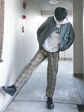 「Doublefocus（ダブルフォーカス）のアイテム（パンツ）」を使った、TOTOさん（メンズ・182cm）の秋コーディネート