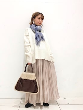 「SENSE OF PLACE by URBAN RESEARCH（センスオブプレイスバイアーバンリサーチ）のスクエアトウセンターシームフラットシューズ（パンプス）」を使った、mizurisaさん（レディース・153cm）の秋コーディネート