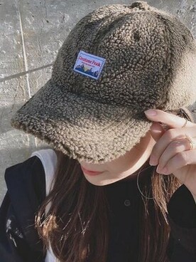 「14+（イチヨンプラス）のアイテム（キャップ）」を使った、十四 鳩子さん（レディース・160cm）の秋コーディネート