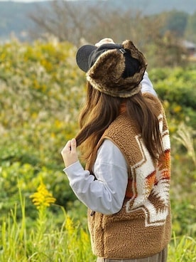 「14+（イチヨンプラス）のアイテム（キャップ）」を使った、十四 鳩子さん（レディース・160cm）の秋コーディネート