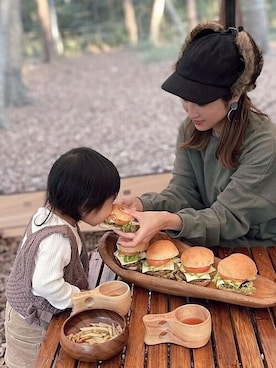 「14+（イチヨンプラス）のフェイクファーフライトキャップ（キャップ）」を使った、十四 鳩子さん（レディース・160cm）の秋コーディネート