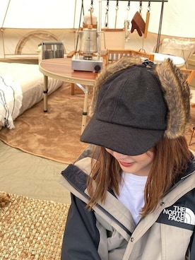 「14+（イチヨンプラス）のアイテム（キャップ）」を使った、十四 鳩子さん（レディース・160cm）の秋コーディネート