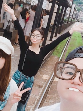 「MOUSSY（マウジー）のMVS FLARE(L)（デニムパンツ、ブルー系）」を使った、Sakuraさん（レディース・153cm）の夏コーディネート