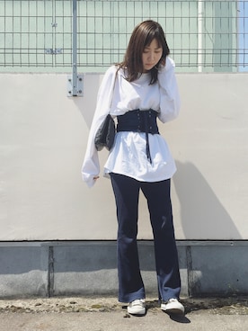 「Another Edition（アナザーエディション）のコルセットベルト（ベルト、ブルー系）」を使った、Rinoさん（レディース・168cm）の春コーディネート