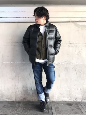 「AVIREX（アヴィレックス）のアイテム（ダウンジャケット/コート）」を使った、Syunさん（メンズ・165cm）の冬コーディネート