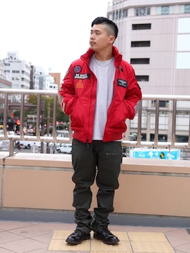 「アイテム（ミリタリージャケット、レッド系）」を使った、Syunさん（メンズ・165cm）の秋コーディネート