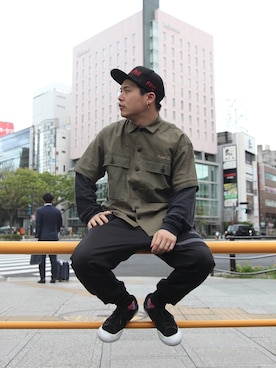 「AVIREX（アヴィレックス）の【直営店限定】エアフォース ベースキャップ/AIR FORCE BACES CAP（キャップ）」を使った、Syunさん（メンズ・165cm）の春コーディネート