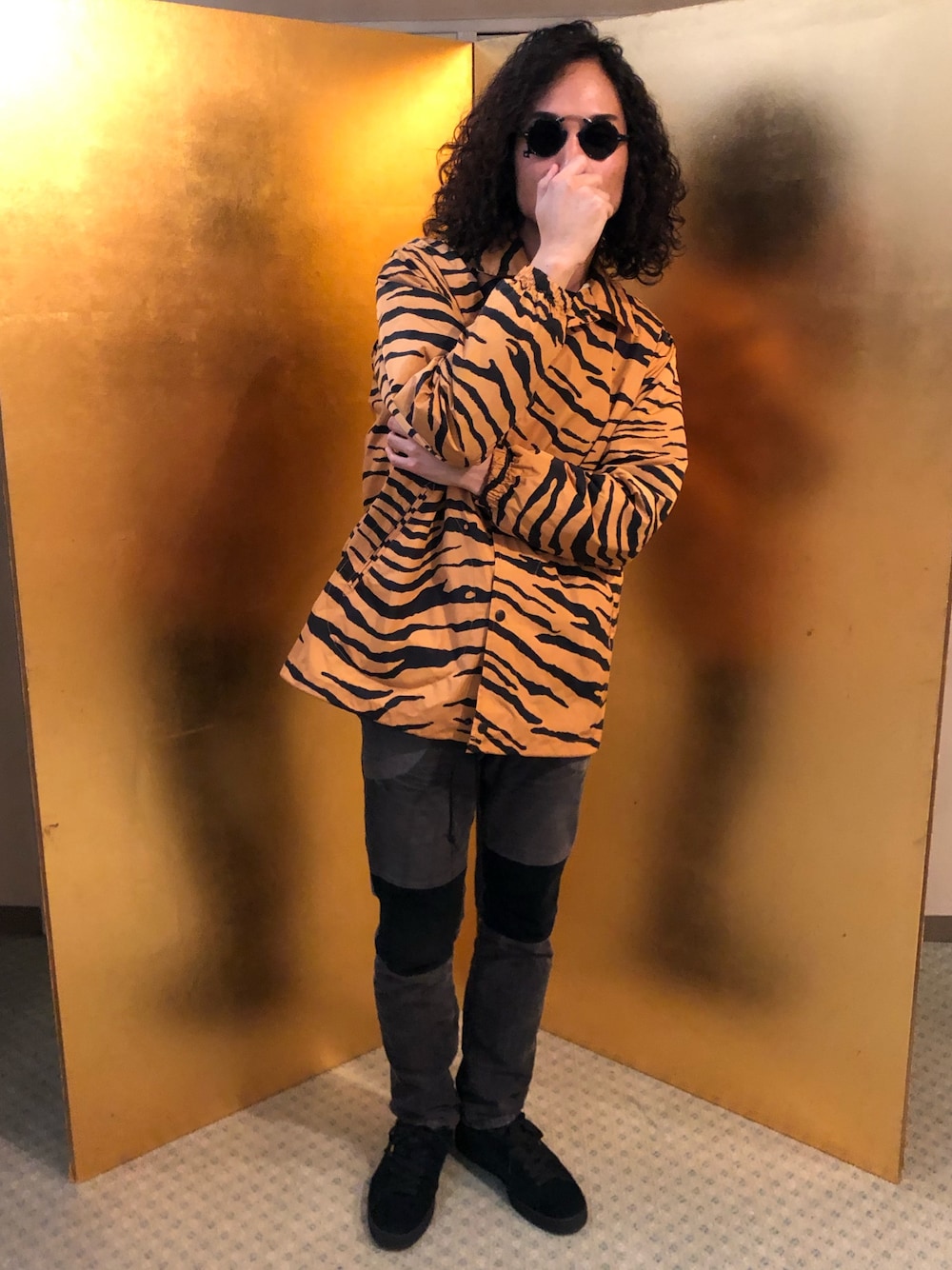 ジャケット/アウターを使った「トラ柄」の人気ファッション