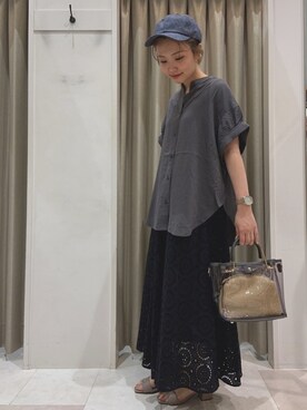 「アイテム（パンプス、グレー系）」を使った、ｳ ｯ ﾃﾞｨさん（レディース・153cm）の春コーディネート