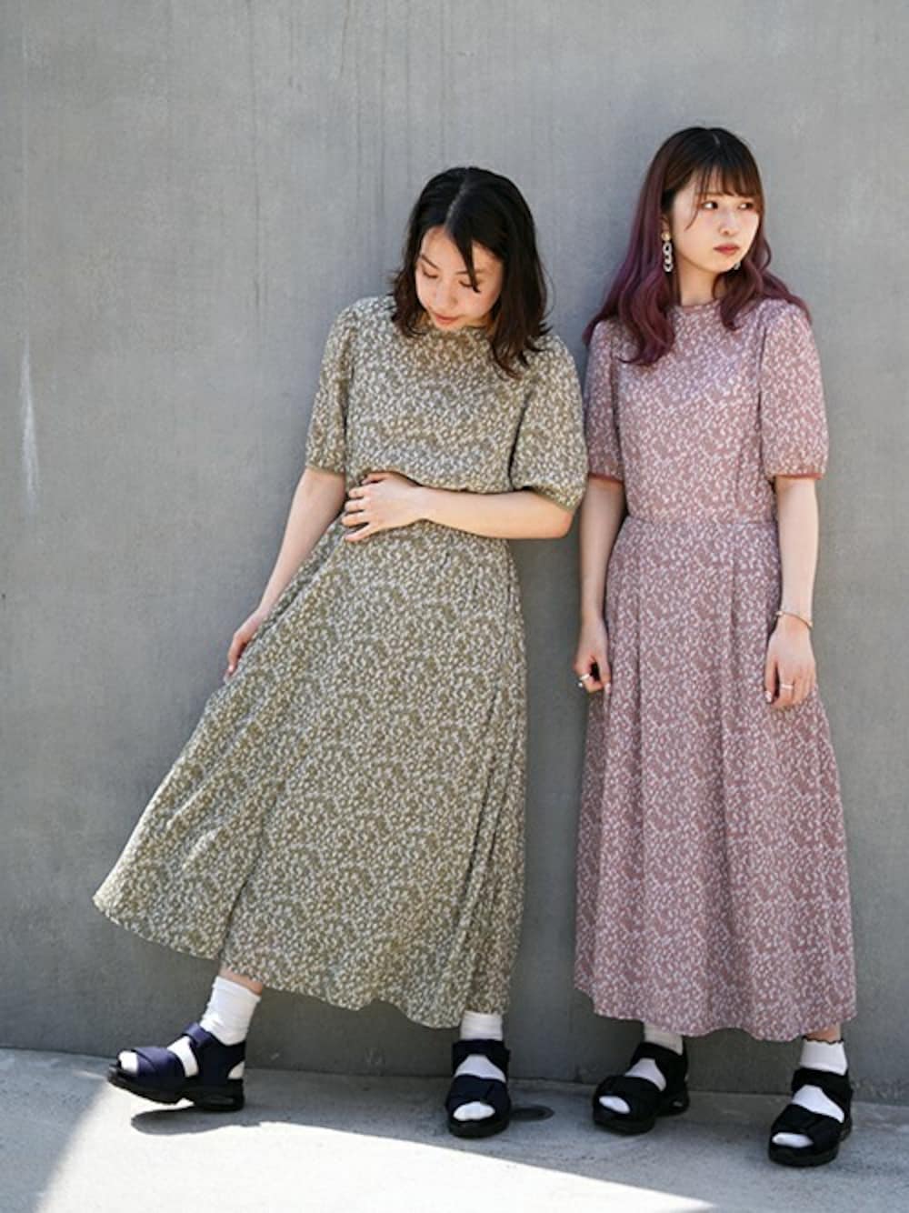 「小花柄、シースルー、ミックススタイル、スポーツサンダル、シースルーワンピース、小花柄ワンピース、スポサン、スポサン×靴下、スポサンスタイル」｜「179/WGの小花柄楊柳ワンピース（ワンピース、ピンク系）」を使った、ニコルさん（レディース・158cm）の夏コーディネートの1枚目の写真