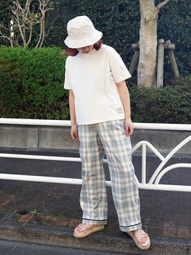 「179/WG（イチナナキュウダブルジー）のアイテム（帽子）」を使った、ニコルさん（レディース・158cm）の春コーディネート
