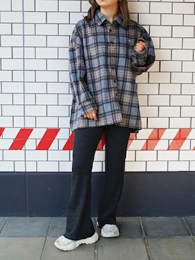 「BEVERLY HILLS POLO CLUB（ビバリーヒルズポロクラブ）のアイテム（シャツ/ブラウス）」を使った、ニコルさん（レディース・158cm）の秋コーディネート