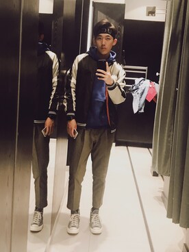 「H&M（エイチ・アンド・エム）のアイテム（アンダーウェア）」を使った、驰藕さん（メンズ・183cm）の冬コーディネート
