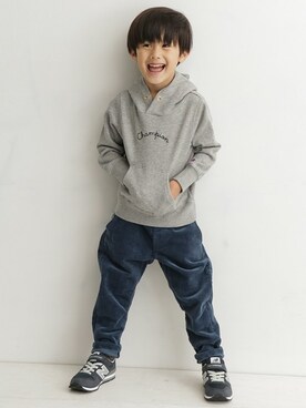 「NEW BALANCE（ニューバランス）のアイテム」を使った、DOORS KIDSさん（キッズ・109cm）の冬コーディネート