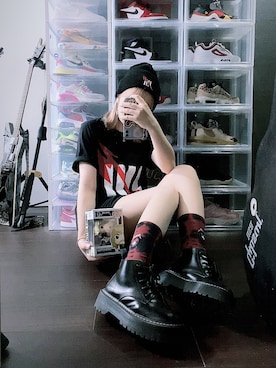 「BUBBLES（バブルス）のアイテム（ブーツ、ブラック系）」を使った、zoeさん（レディース・162cm）の秋コーディネート