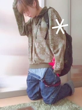 「TOMMY HILFIGER（トミーヒルフィガー）のアイテム（オールインワン・サロペット）」を使った、y u n .さん（レディース・158cm）の夏コーディネート