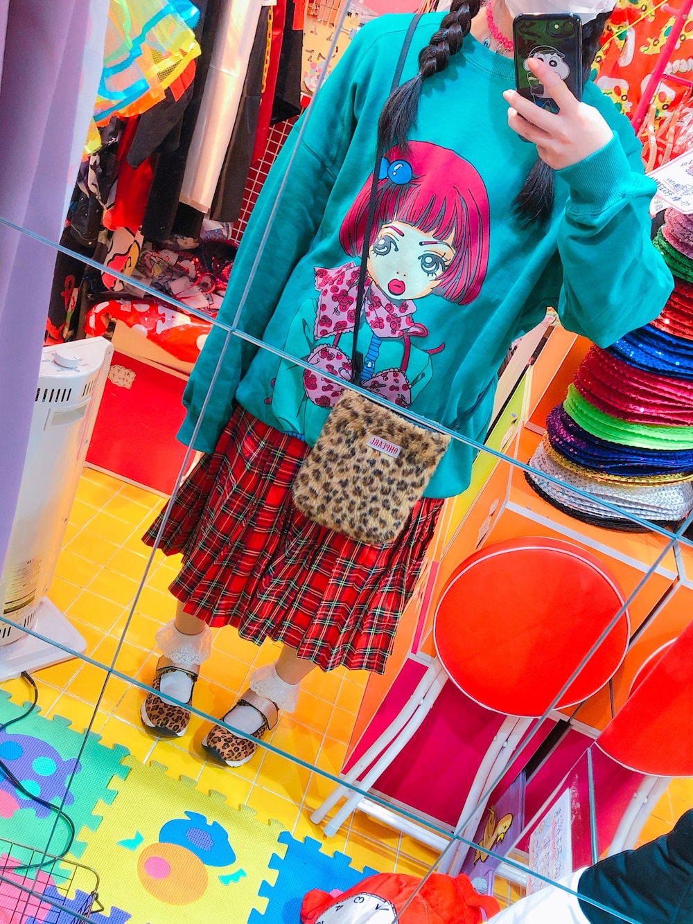 「ひょう柄、赤チェック、お花見コーデ、jouetie、ootd、原宿、原宿系、Kawaii」｜「オパールのアイテム（ショルダーバッグ、その他）」を使った、ちゃまさん（レディース・148cm）の春コーディネートの1枚目の写真