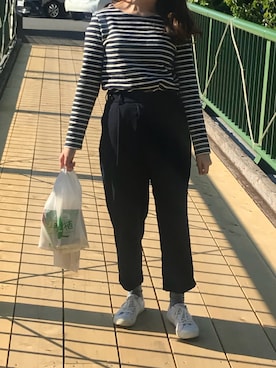 「8seconds（エイトセカンズ）のアイテム（スラックス）」を使った、rinrinさん（レディース・162cm）の春コーディネート