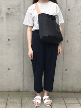 「8seconds（エイトセカンズ）のアイテム（スラックス）」を使った、rinrinさん（レディース・163cm）の春コーディネート