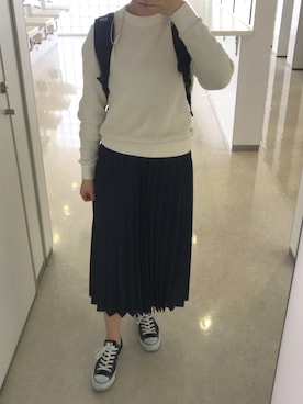 「黒リュック」｜「アイテム（スウェット）」を使った、rinrinさん（レディース・163cm）の春コーディネート
