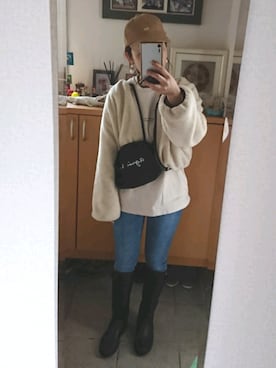 「リバーシブル」｜「アイテム（レインシューズ）」を使った、RRUmamaさん（レディース・157cm）の秋コーディネート