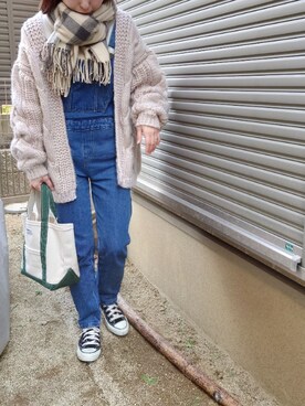 「MODE ROBE（モードローブ）のアイテム（オールインワン・サロペット）」を使った、RRUmamaさん（レディース・157cm）の冬コーディネート