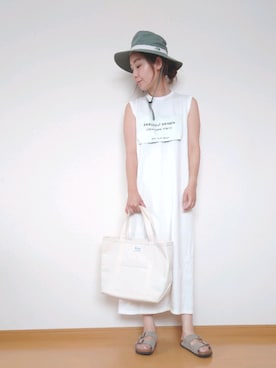 「SLOBE IENA（スローブイエナ）のアイテム（ハット）」を使った、RRUmamaさん（レディース・157cm）の夏コーディネート