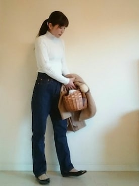 「フードコート」｜「アイテム（その他シューズ）」を使った、akaneさん（レディース・165cm）の冬コーディネート