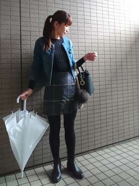 「リブニット」｜「アイテム（レインシューズ）」を使った、akaneさん（レディース・165cm）の秋コーディネート