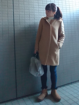 「フードコート」｜「アイテム（その他シューズ）」を使った、akaneさん（レディース・165cm）の冬コーディネート