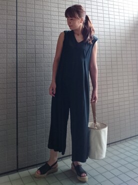 「Khaju（カージュ）のアイテム（つなぎ/オールインワン）」を使った、akaneさん（レディース・165cm）の春コーディネート