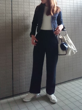 「アイテム（キーホルダー、ブルー系）」を使った、akaneさん（レディース・165cm）の春コーディネート