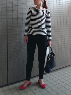 「アイテム（キーホルダー、ブルー系）」を使った、akaneさん（レディース・165cm）の春コーディネート