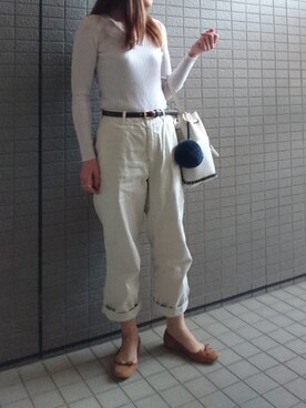 「アイテム（キーホルダー、ブルー系）」を使った、akaneさん（レディース・165cm）の春コーディネート