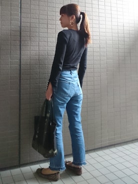 「クルーネック」｜「アイテム（バレエシューズ）」を使った、akaneさん（レディース・165cm）の秋コーディネート