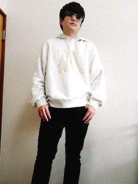 「GU（ジーユー）の（GU）スキニーフィットジーンズ（MEN ⁄ ジーンズ）」を使った、Smithさん（メンズ・166cm）の春コーディネート