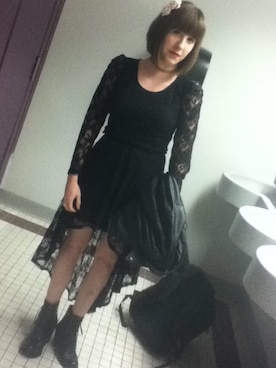 Julia Hersheyさんのコーディネート