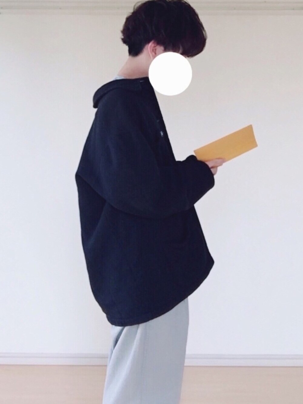 「お洒落さんとつながりたい、休日スタイル、シンプル、ゆるコーデ、ビッグシルエット、パーマ、ラーキンス、古着、着崩し、オトナカジュアル」｜「🌸Instagramのアイテム（その他、その他）」を使った、みっち~さん（メンズ・165cm）の春コーディネートの1枚目の写真