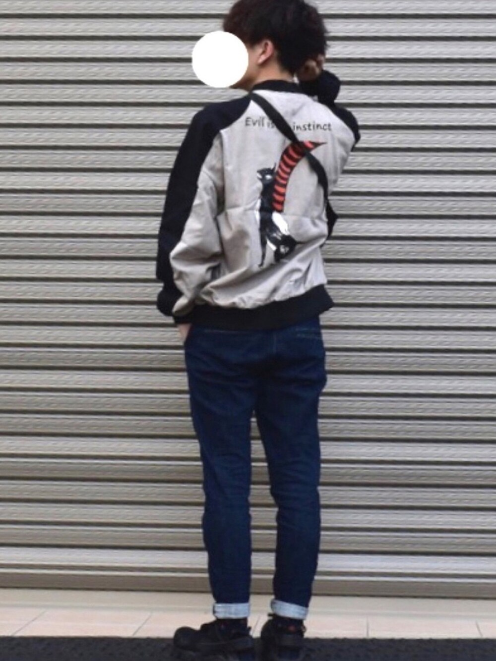 「ZOZO公認ユーザー、秋冬コーデ、お洒落さんとつながりたい、シンプル、デニムパンツ、韓国ファッション、韓国ブランド、エアハラチ、ロールアップ、ジャケット」｜「Instagram🐑のアイテム（その他、その他）」を使った、みっち~さん（メンズ・166cm）の秋コーディネートの1枚目の写真