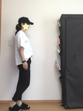 「YEVS（イーブス）のアイテム（スラックス）」を使った、pettiさん（レディース・151cm）の夏コーディネート