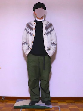 「marka（マーカ）のアイテム（スウェット）」を使った、ふーごさん（メンズ・170cm）の冬コーディネート