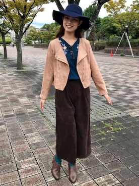 「カッコイイ女子」｜「アイテム（ライダースジャケット）」を使った、libelle more staffさん（レディース・170cm）の秋コーディネート