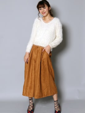 「アイテム（パンツ、イエロー系）」を使った、libelle more staffさん（レディース・164cm）の秋コーディネート